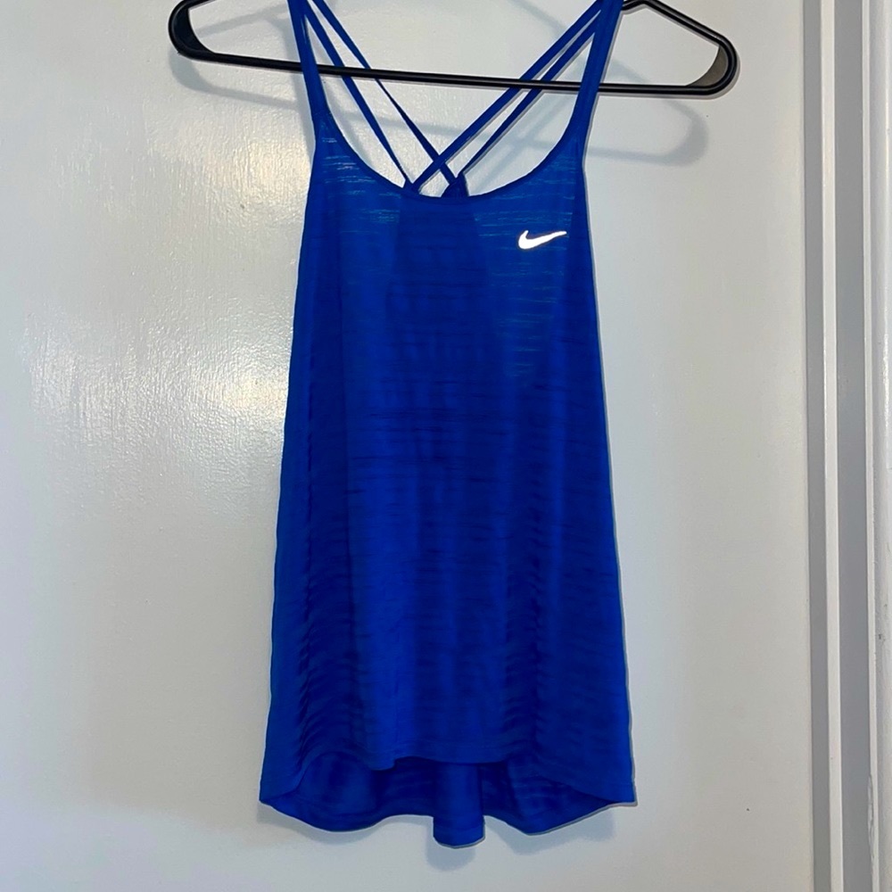 Nike cross back tank top